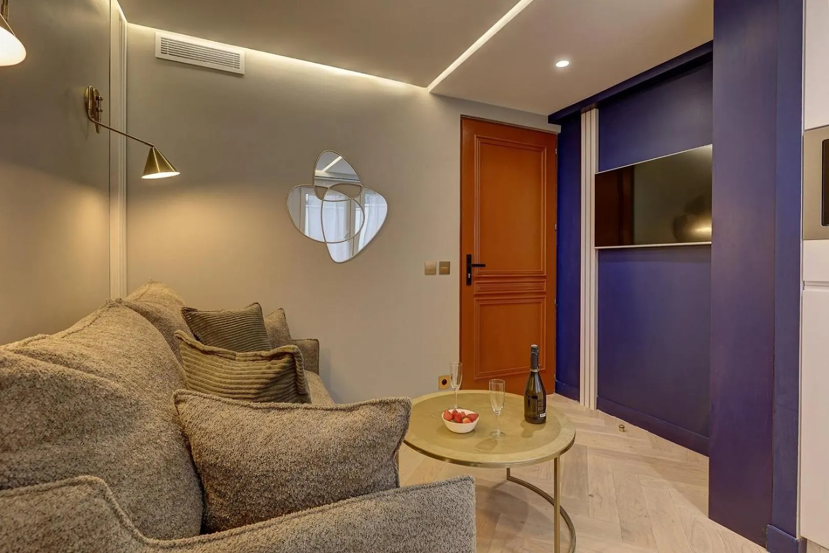 369 Suite Fondary 5 - Superb Apartment In Paris